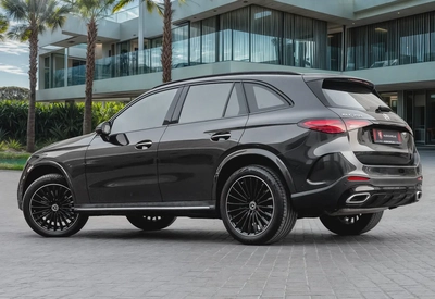4,407 P.M |  GLC 200 Premium Plus | 0% Downpayment | 2030 WARRANTY!-2