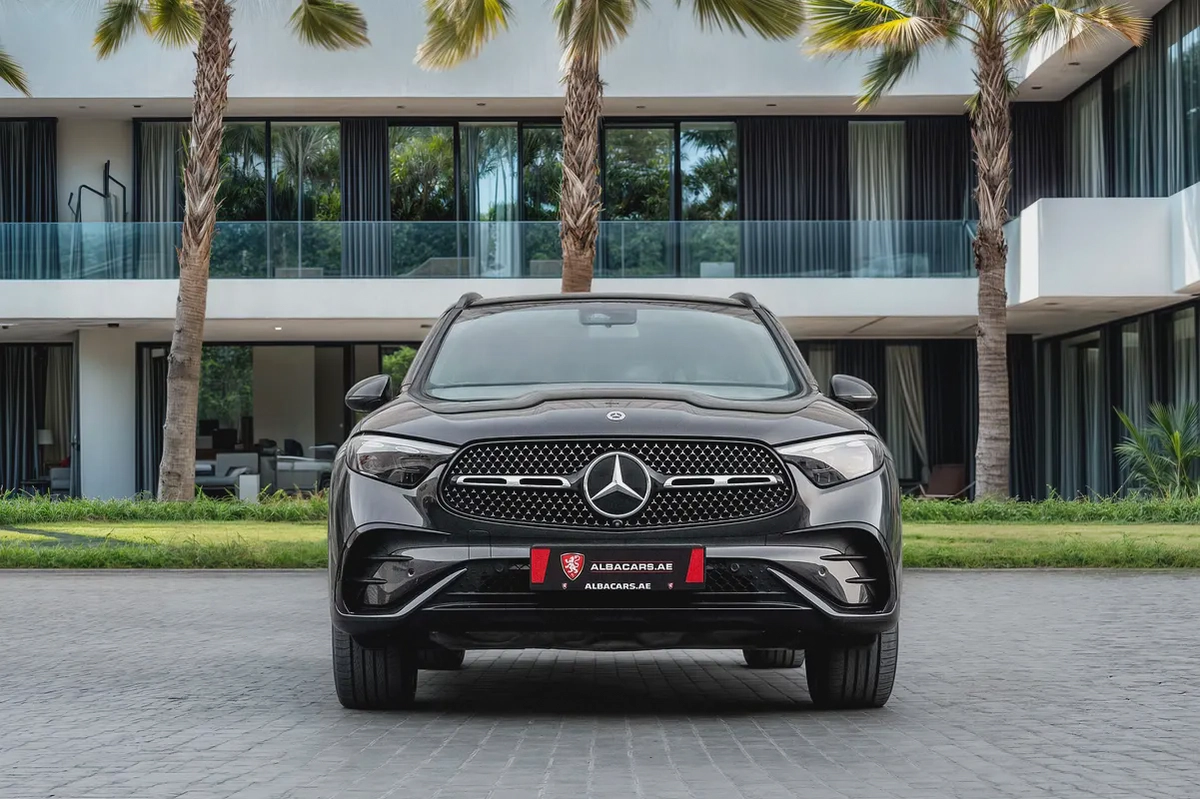 4,407 P.M |  GLC 200 Premium Plus | 0% Downpayment | 2030 WARRANTY!-3-3