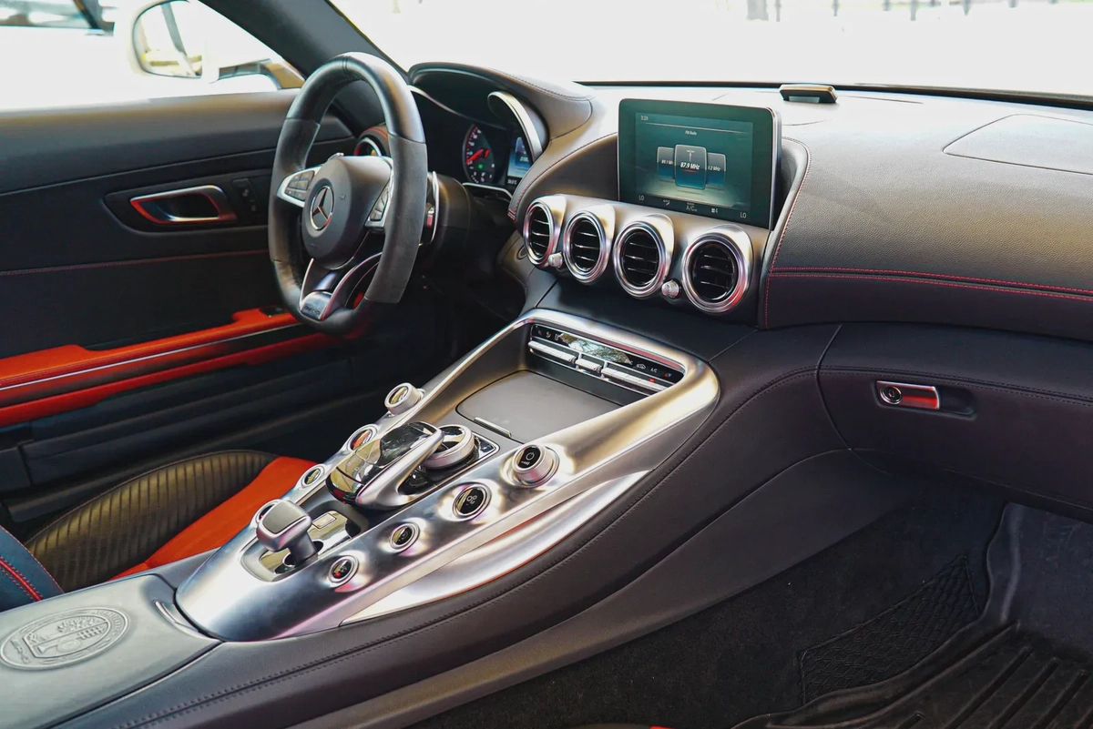 Mercedes-Benz AMG GT 2016-3-3