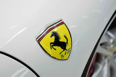 Ferrari 296 GTS 2024-12