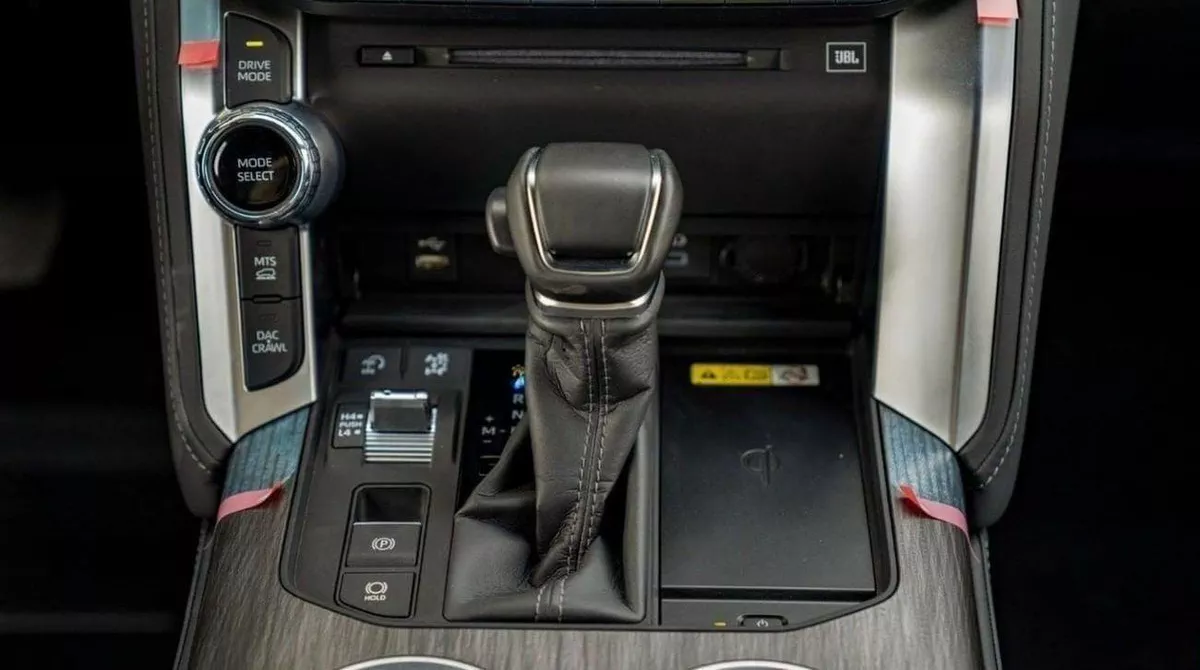 Toyota Land Cruiser GR SPORT GR-S LC300 GR SPORT 3.3D AT MY2024 – BLACK-10-0