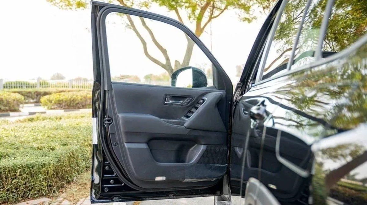 Toyota Land Cruiser GR SPORT GR-S LC300 GR SPORT 3.3D AT MY2024 – BLACK-8-0