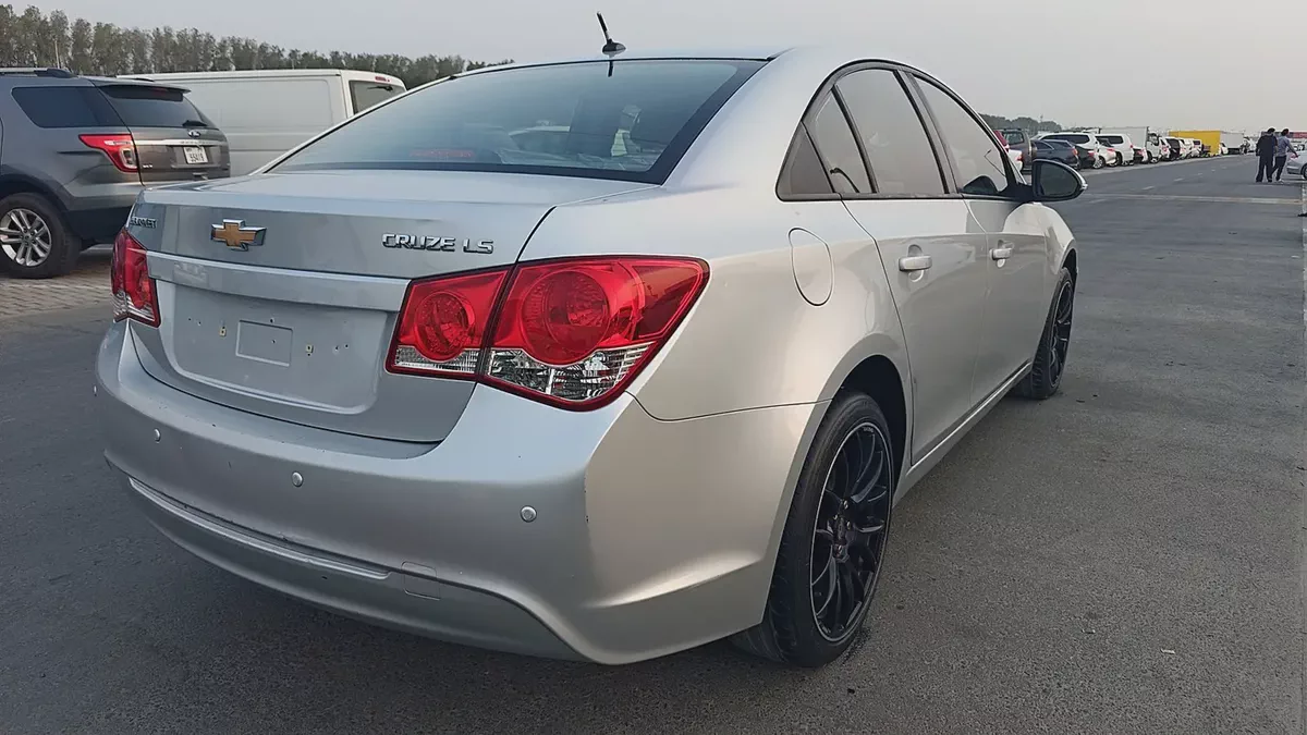 Chevrolet Cruze GCC | Model 2015 • GCC Specifications • 223,828 KM Driven • 4-Cylinder Engine • Auto-5-5