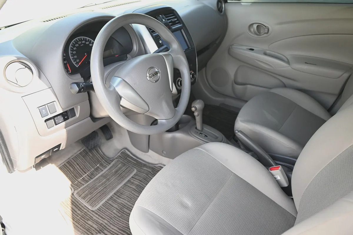 0% DP - APPLE CARPLAY - NISSAN SUNNY SV - GCC SPECS-10-10