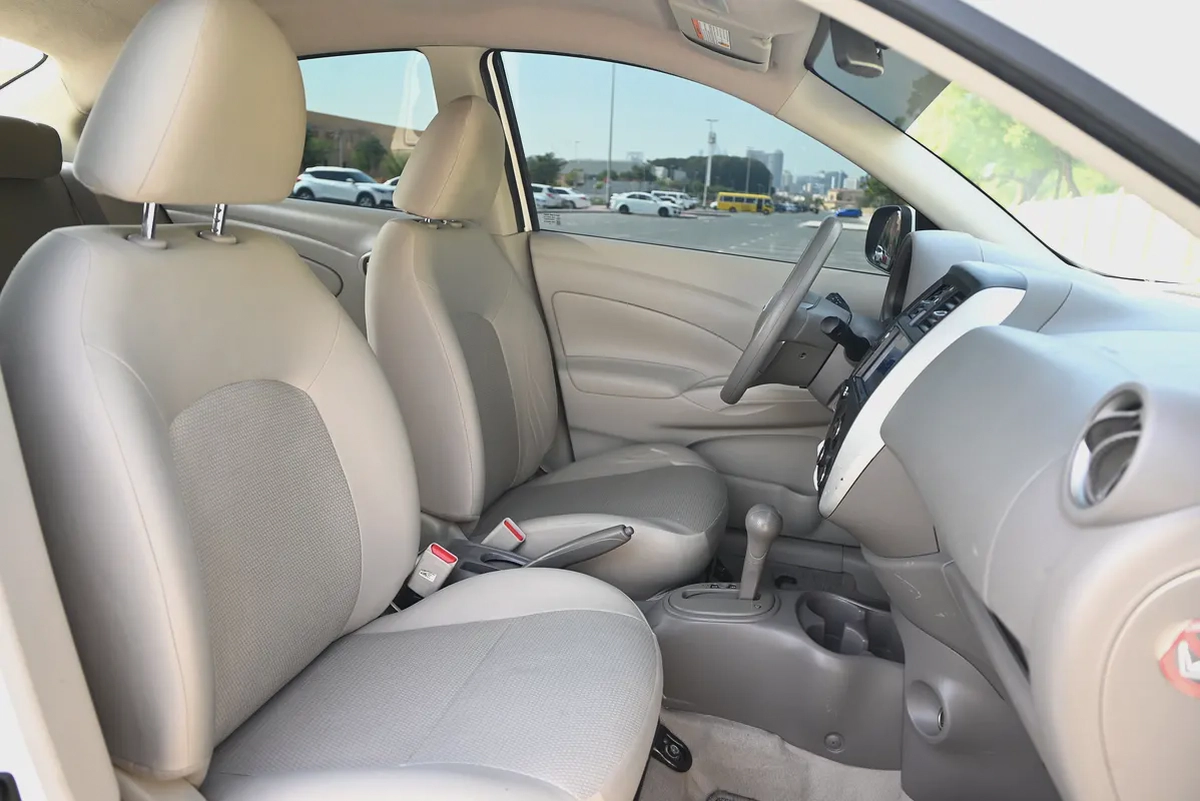 0% DP - APPLE CARPLAY - NISSAN SUNNY SV - GCC SPECS-15-15