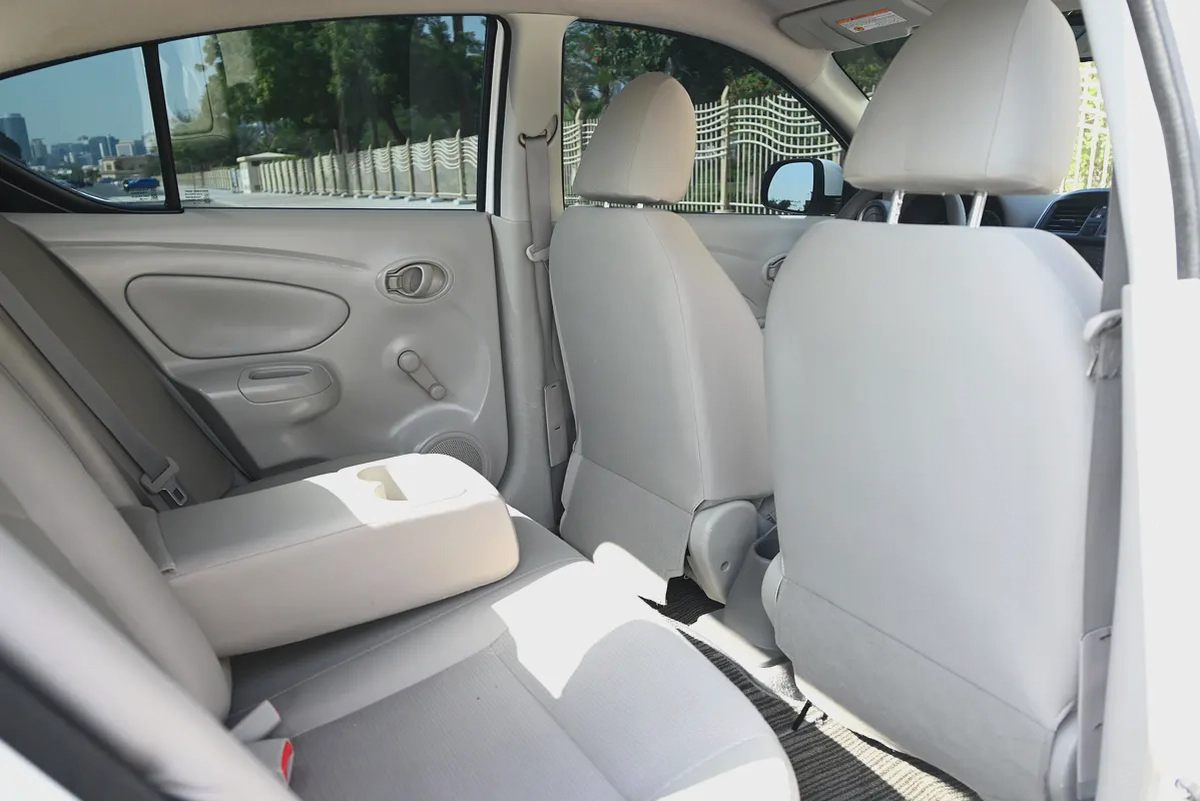 0% DP - APPLE CARPLAY - NISSAN SUNNY SV - GCC SPECS-16-16
