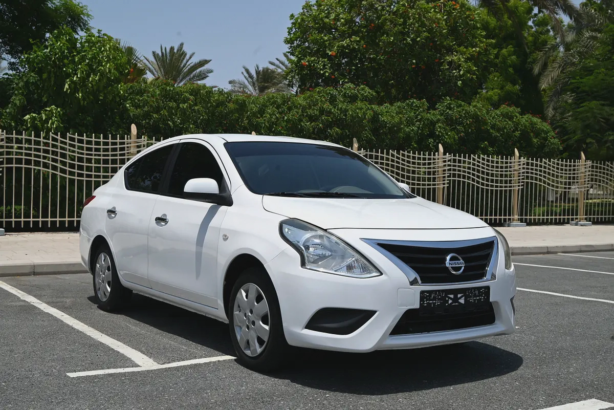 0% DP - APPLE CARPLAY - NISSAN SUNNY SV - GCC SPECS
