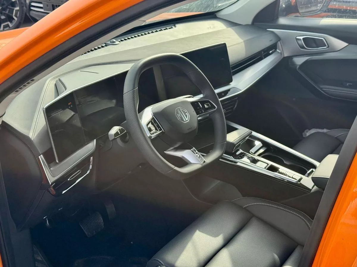 MG One LUX 1.5L Petrol FWD 2024 Export Price @ 47,000 AED-5-5