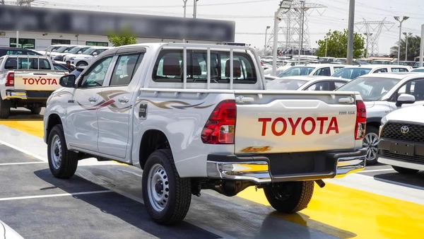 2026 Toyota Hilux Double Cab GLX 2.4L DIESEL - GCC Specs - Brand New!