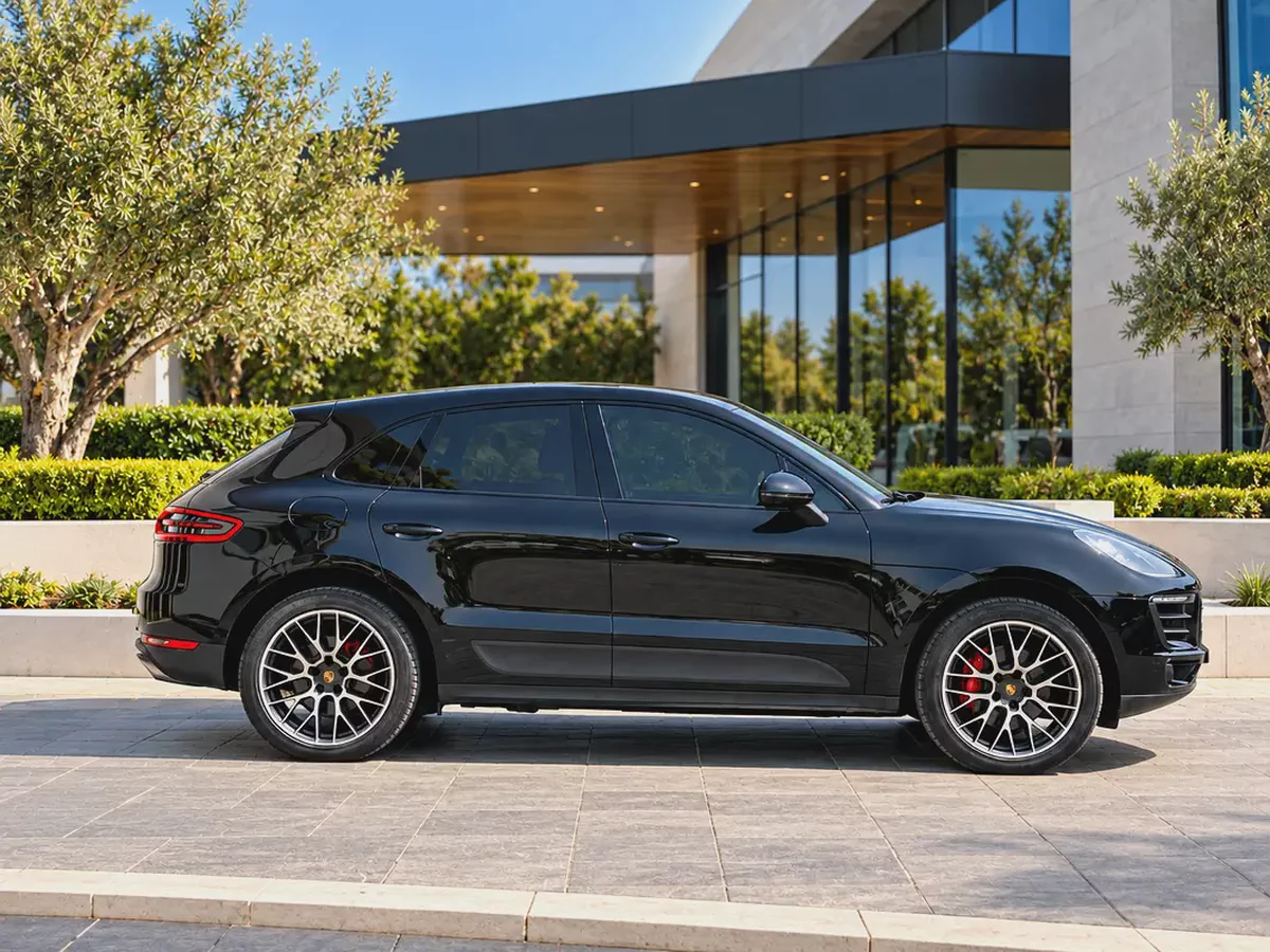 AED 1,740 | PORSCHE MACAN | S | FULL ORIGINAL PAINT | GCC SPECS | 0% DOWNPAYMENT-3-3