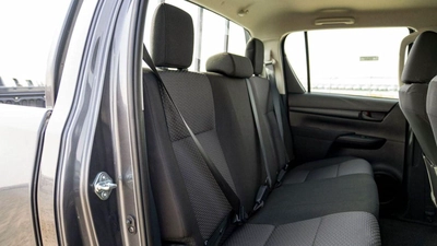 Toyota Hilux HILUX DC  2.7L AT MED OPTION 2026-11