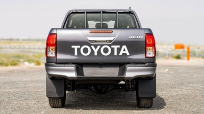 Toyota Hilux HILUX DC  2.7L AT MED OPTION 2026-7