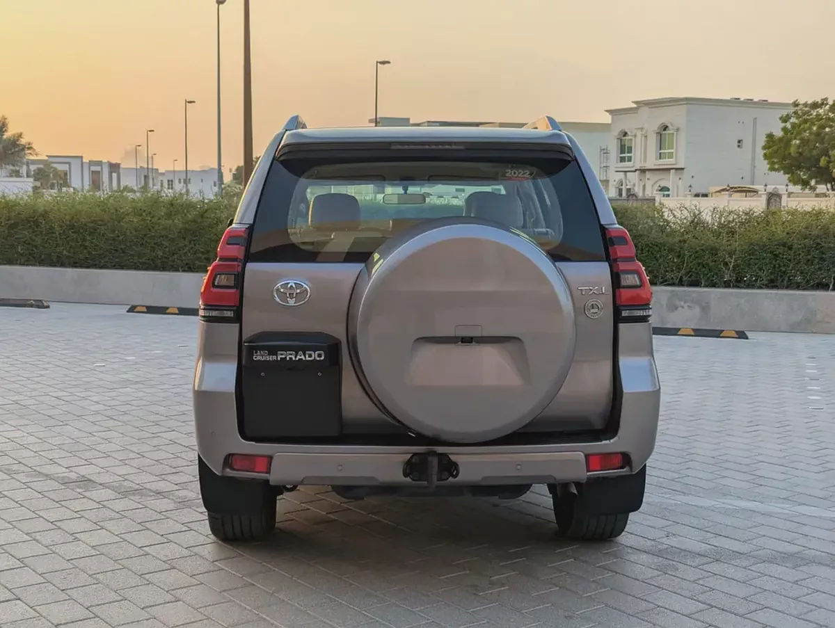 Toyota Prado TXL 2022 | V6 4.0L | Full Option | GCC Specs | 4WD | Excellent Condition-8-8