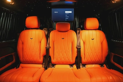 Brand New Mercedes-Benz V-Class FALCON 2024 | GCC Specs | Luxury 7-Seater-10