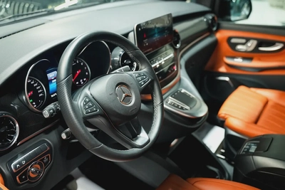 Brand New Mercedes-Benz V-Class FALCON 2024 | GCC Specs | Luxury 7-Seater-8
