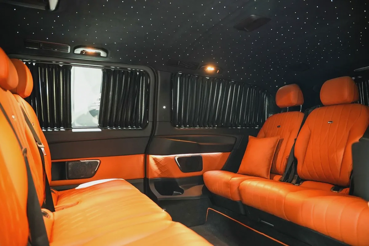 Brand New Mercedes-Benz V-Class FALCON 2024 | GCC Specs | Luxury 7-Seater-4-4