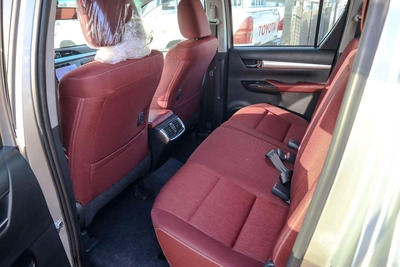 Toyota Hilux GL Toyota Hilux (TGN121) 2.7L pick up 2026 RWD manual push start-11