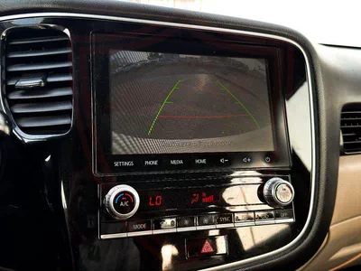 Mitsubishi Outlander GLX HIGHLINE LEATHER Mitsubishi Outlander | 2.5 L | 2020 | GCC | Accident-Free |  In Excellent Condition | 655 P.M-16