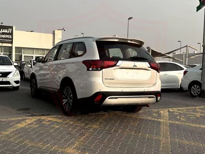 Mitsubishi Outlander GLX HIGHLINE LEATHER Mitsubishi Outlander | 2.5 L | 2020 | GCC | Accident-Free |  In Excellent Condition | 655 P.M-4