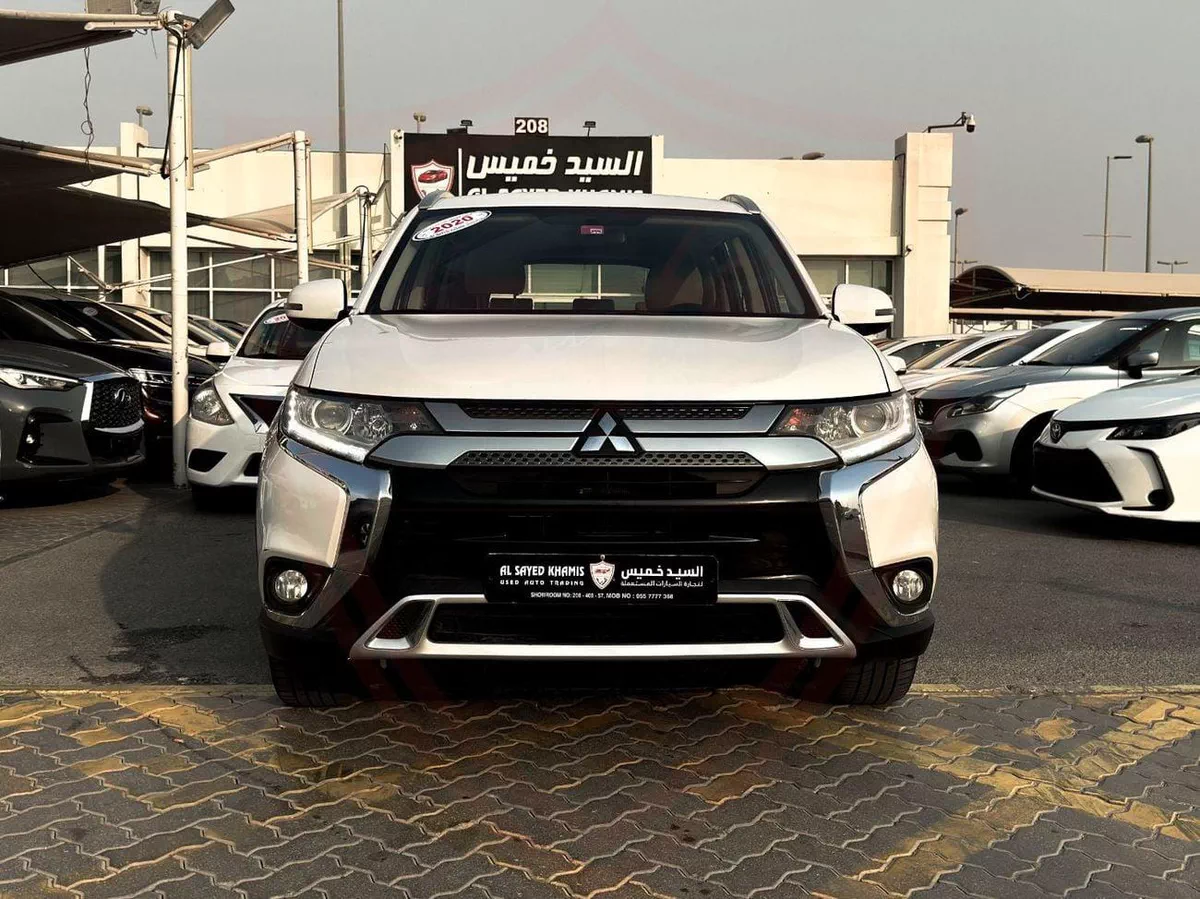 Mitsubishi Outlander GLX HIGHLINE LEATHER Mitsubishi Outlander | 2.5 L | 2020 | GCC | Accident-Free | In Excellent Condition | 655 P.M-1-0