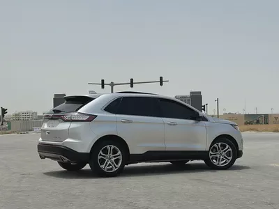 | 2.0L Turbo | Ford Edge Titanium | 2018 | CLEAN CAR | 164,000 km | Silver / Black-5