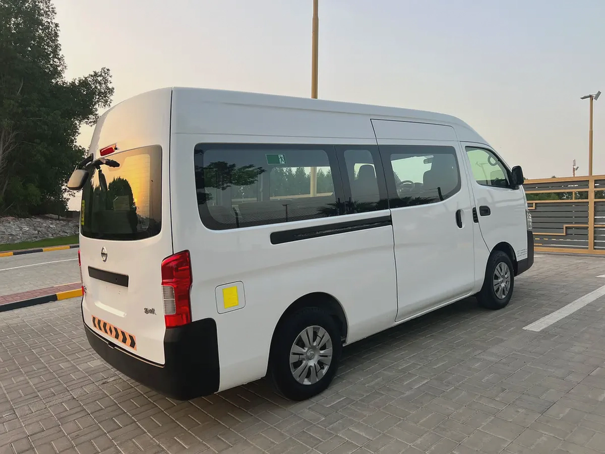 Nissan urvan 2022 very good condition-1-1