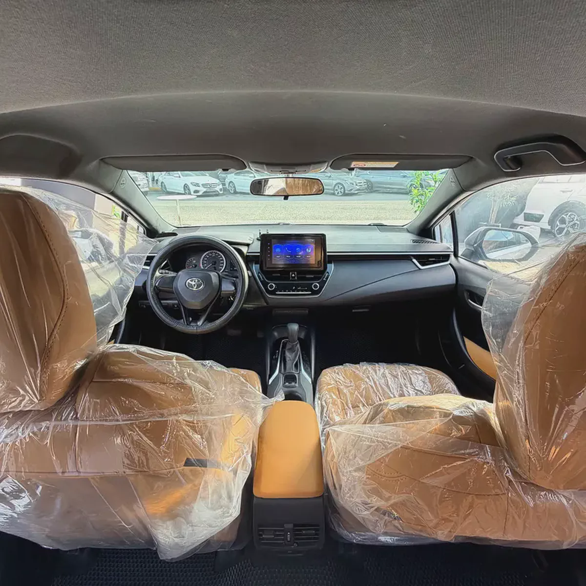 Toyota Corolla 2022 | Chinese Specs | 3-Cylinder | 12K KM | White | تويوتا كورولا 2022 صينية-8-8