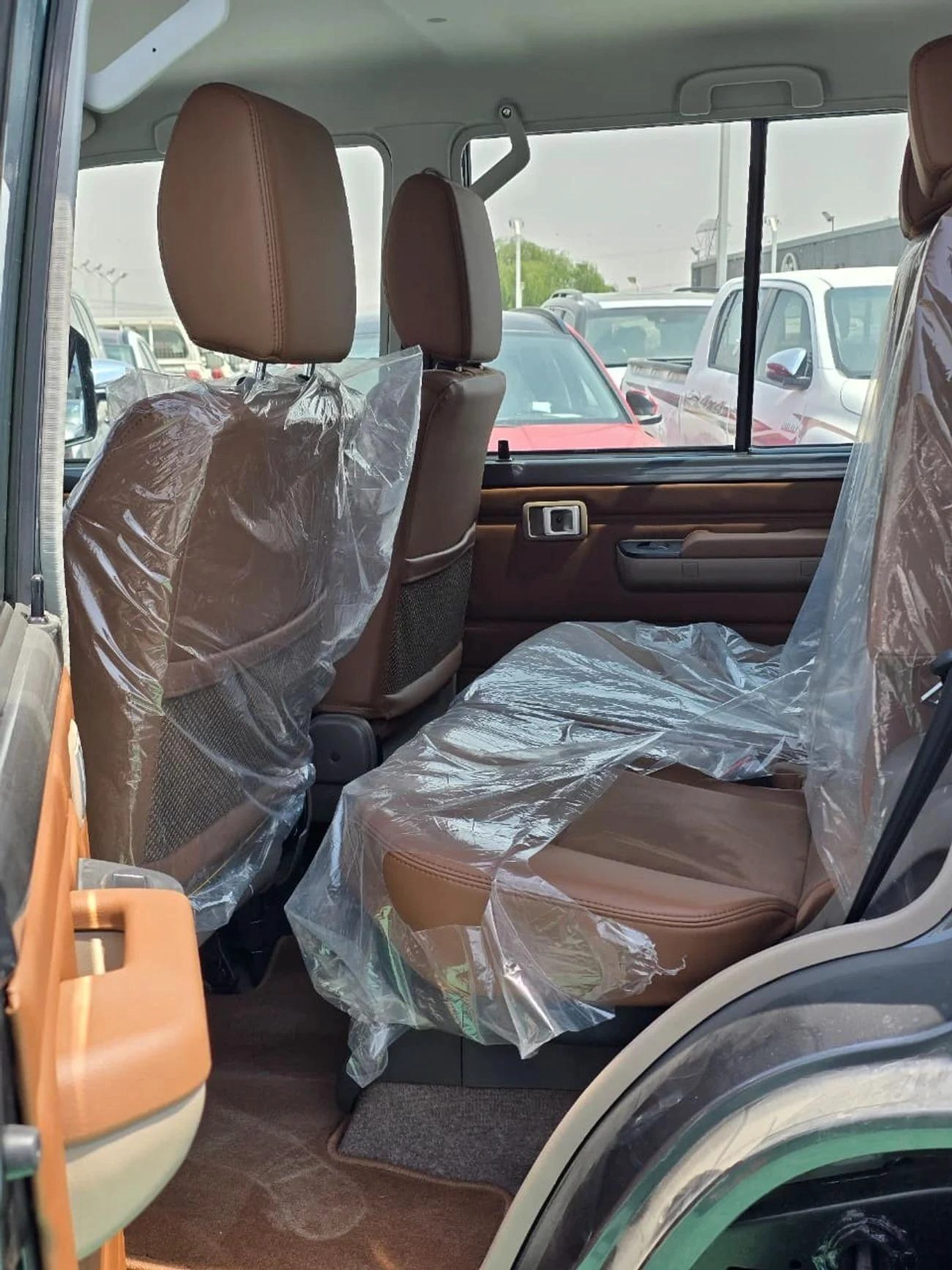 Toyota Land Cruiser 70 LX V6 4.0-4-4