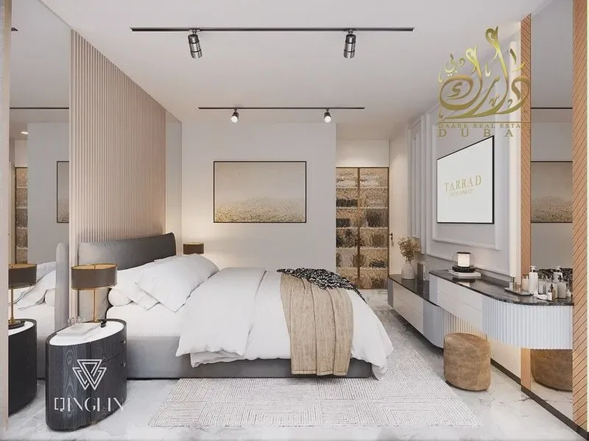 FULLY FURNISHED--CLOSE TO UPCOMING METRO-PREMUIM FINISHES-4-4