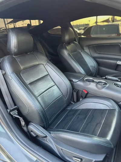 FORD MUSTANG GT 5.0 GCC PERFORMANCE 2018 ORIGINAL PAINT PERFECT CONDITION FULL SERVICE HISTORY-7