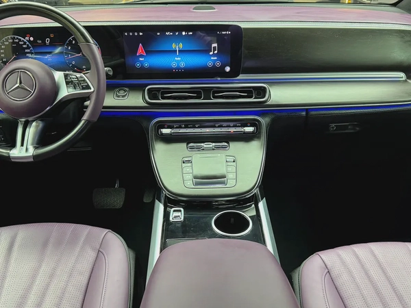 2025 Mercedes-Benz V-Class V 300 - Brand New - Chinese Specs