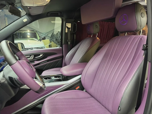 2025 Mercedes-Benz V-Class V 300 - Brand New - Chinese Specs