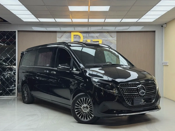 2025 Mercedes-Benz V-Class V 300 - Brand New - Chinese Specs