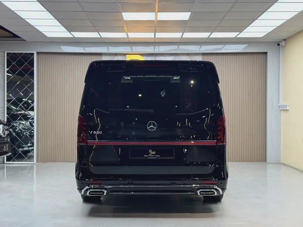 2025 Mercedes-Benz V-Class V 300 - Brand New - Chinese Specs