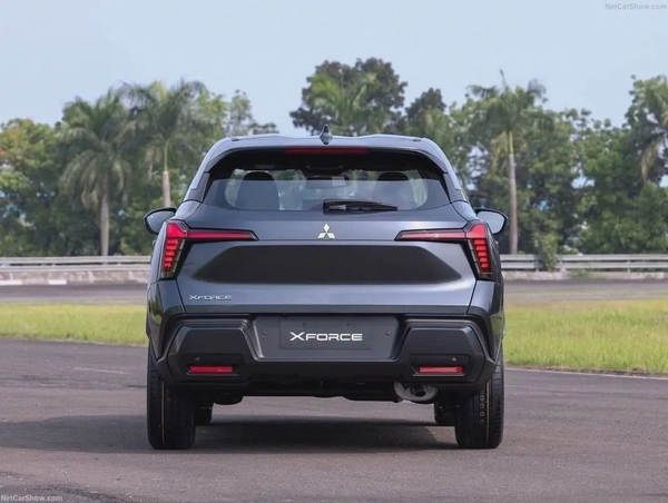 Mitsubishi XFORCE H-LINE 1.5L SUV FWD 5Doors
