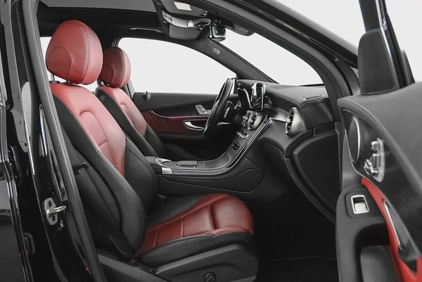 3,166 AED / 60 months | 0% DP | 2021 Mercedes-Benz GLC 200