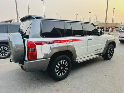 Nissan Patrol Safari Super Safari 2020 - GCC Specs - Excellent Condition-3