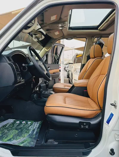 Nissan Patrol Safari Super Safari 2020 - GCC Specs - Excellent Condition-8