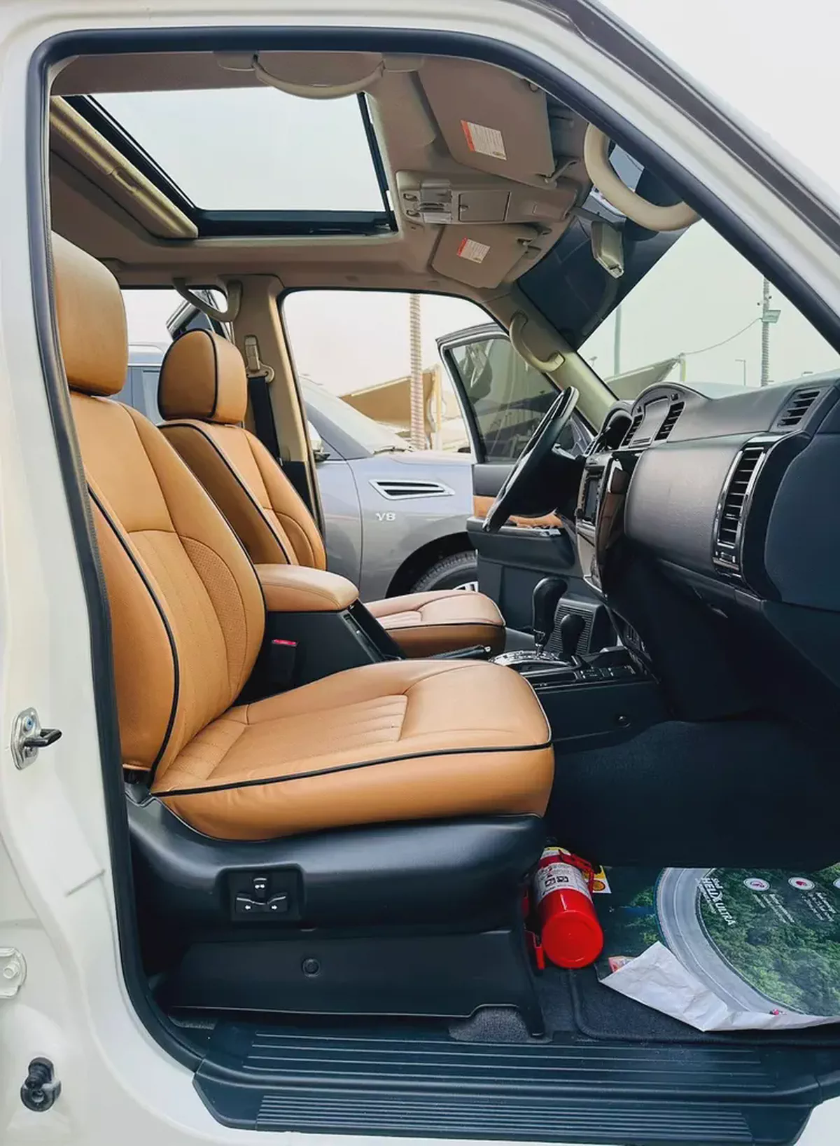 Nissan Patrol Safari Super Safari 2020 - GCC Specs - Excellent Condition-10-10