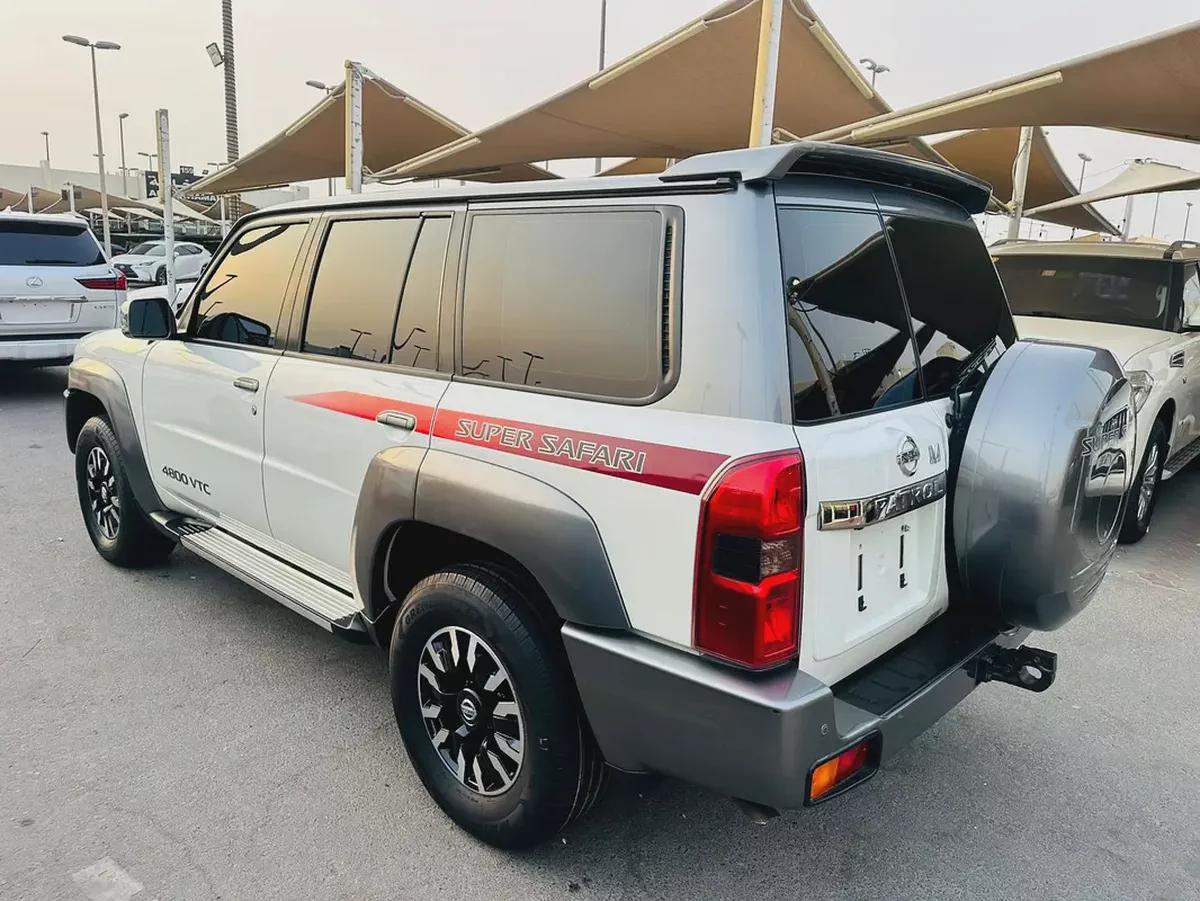 Nissan Patrol Safari Super Safari 2020 - GCC Specs - Excellent Condition-5-5