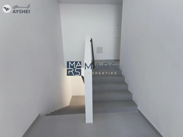 BRAND NEW SINGLE ROW END UNIT 3BHK BIGGEST LAYOUT
