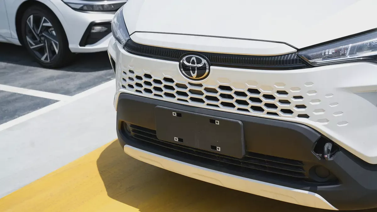 2026 Toyota Corolla Cross Hybrid Chinese Specs-4-4