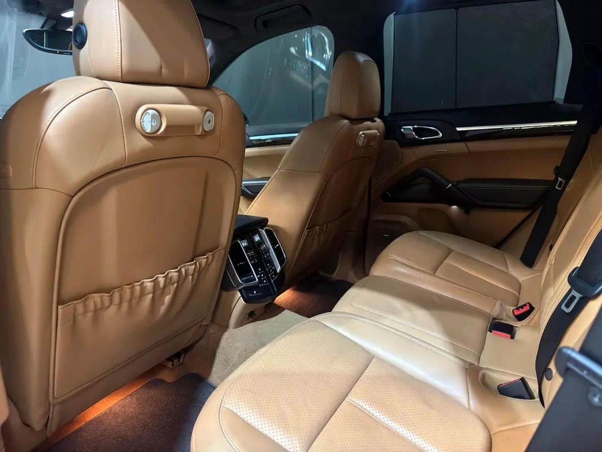 Porsche Cayenne GTS - GCC Specs - Excellent Condition-12-0