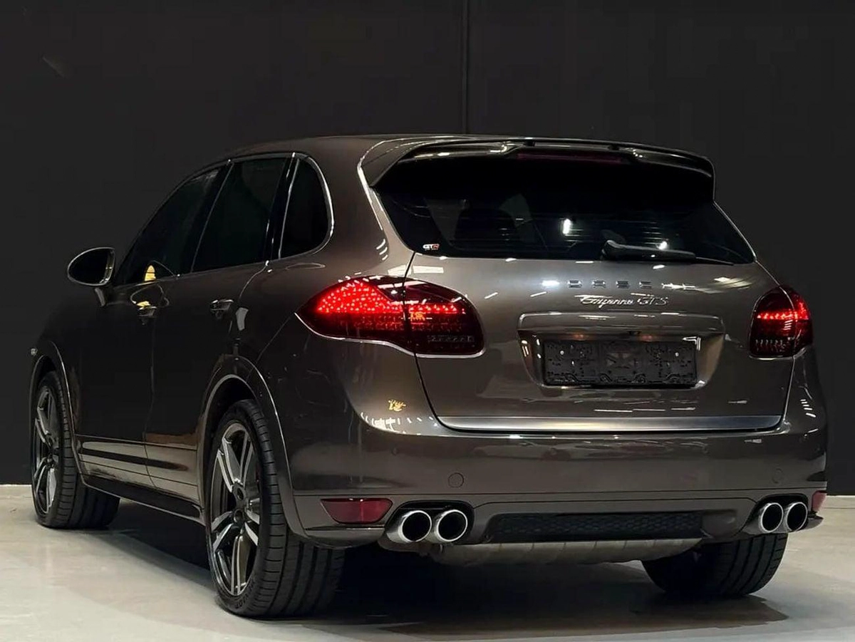 Porsche Cayenne GTS - GCC Specs - Excellent Condition-6-0
