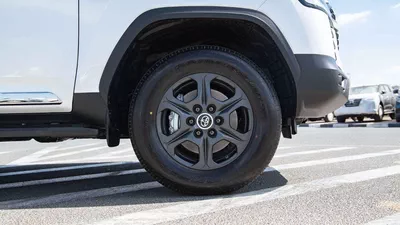 Toyota Land Cruiser GR SPORT FULL OPTION DIESEL-15