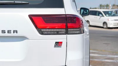 Toyota Land Cruiser GR SPORT FULL OPTION DIESEL-6