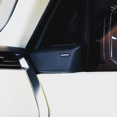 AED 6,324 P.M • 0% Downpayment • Range Rover SE P400 • Agency Warranty-7