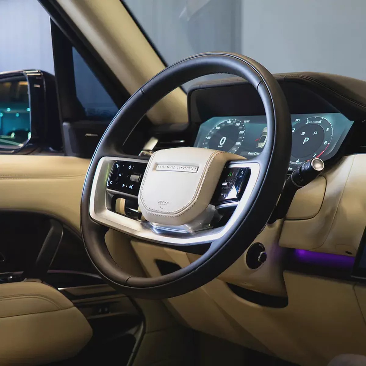 AED 6,324 P.M • 0% Downpayment • Range Rover SE P400 • Agency Warranty-9-9