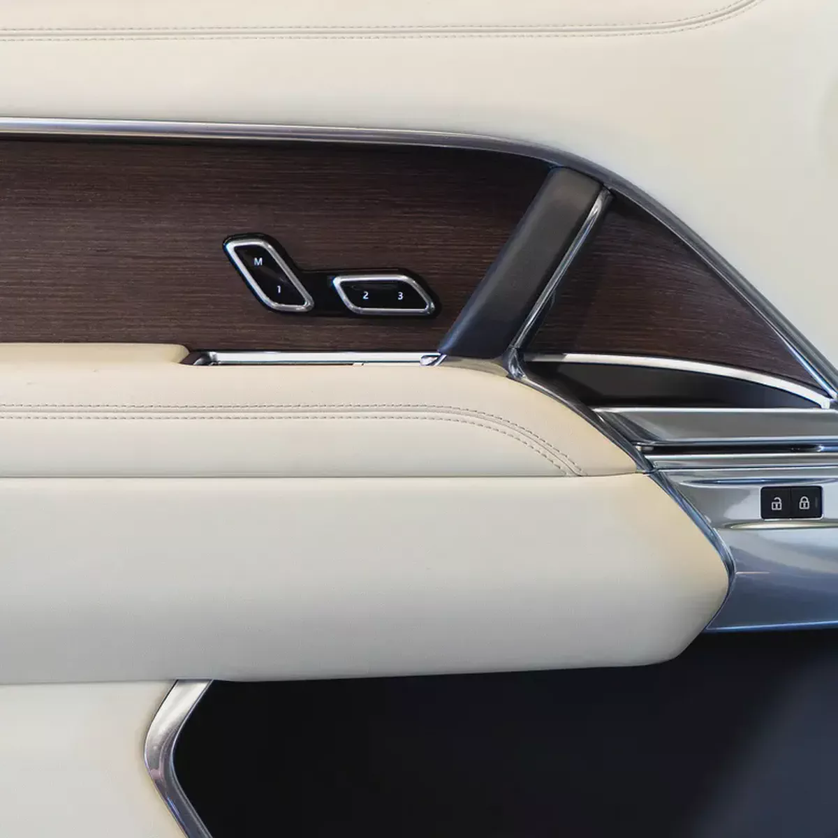 AED 6,324 P.M • 0% Downpayment • Range Rover SE P400 • Agency Warranty-6-6
