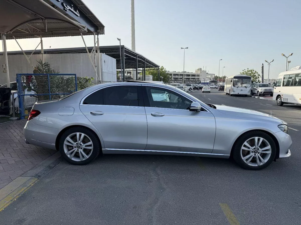 Mercedes Benz E 450 STD-3-0